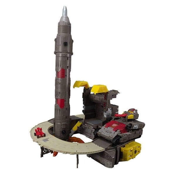 Takara Transformers Siege SG 39 Omega Supreme With Autobot Countdown  (10 of 13)